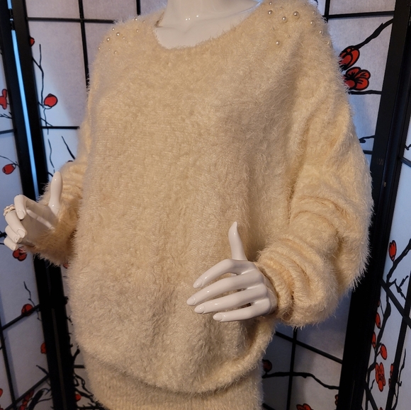 BLACK RIVAT G-III APPAREL BIG FUZZY CREAMY XL LADIES KNIT W/GOLD LUREX SPARKLE - Picture 4 of 9